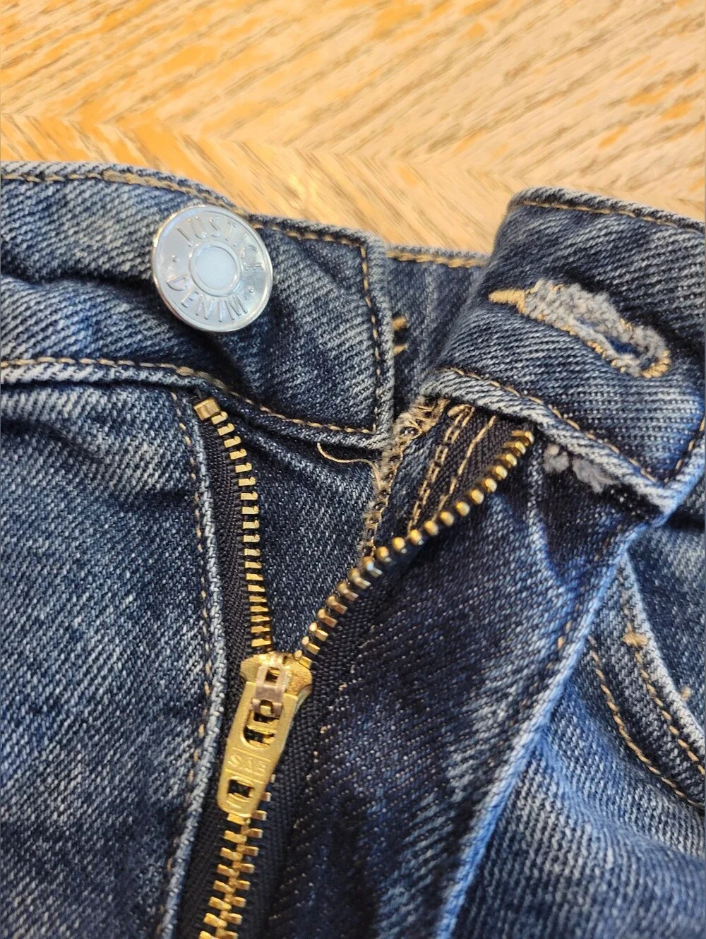 Justice Brand Mini Mom Distressed Short Sequin Pocket Girls Size 10